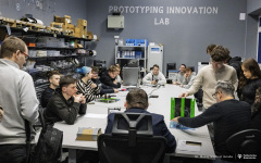 Projekty-studentów-I-roku-mechatroniki-i-AiR-fot-Maciej-Giedrojć-Juraha-PB