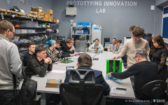 Projekty-studentów-I-roku-mechatroniki-i-AiR-fot-Maciej-Giedrojć-Juraha-PB