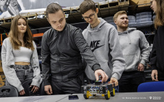 Projekty-studentów-I-roku-mechatroniki-i-AiR-fot-Maciej-Giedrojć-Juraha-PB