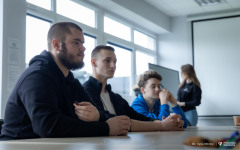 2026-02-25-Kawka-z-profesorem-WM-dr hab. inż-Dariusz-Perkowski-prof-PB-fot-Iryna-Mikhno-PB