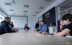 2026-02-25-Kawka-z-profesorem-WM-dr hab. inż-Dariusz-Perkowski-prof-PB-fot-Iryna-Mikhno-PB