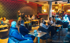 2026-02-26-Kawiarnia-Naukowa-Pułapki-myślenia-fot.-Maciej-Giedrojć-Juraha-PB