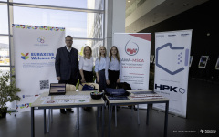 2026-05-19-International-Staff-Week-Cultural-Stands-fot-Aneta-Kondzior
