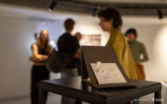 2026-04-15-Wernisaż-Międzynarodowe-warsztaty-ceramiki-i-druku-3D-fot-Iryna-Mikhno-PB