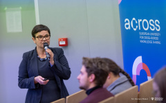 2025-11-21-Across-fot-Dariusz-Piekut-PB