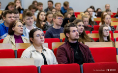 2025-11-21-Across-fot-Dariusz-Piekut-PB