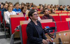 2025-11-21-Across-fot-Dariusz-Piekut-PB