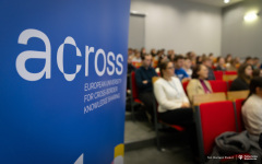 2025-11-21-Across-fot-Dariusz-Piekut-PB