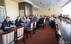 2025-11-05-AugustowskieCentrum-Edukacjne-wizyta-na-PB-fot-Dariusz-Piekut-PB