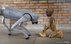 2025-04-02-Marionetka-cyberpies_fot-Dariusz-Piekut-PB