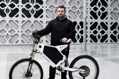Damian-Orzechowski-pasjonat-rowerow-elektrycznych-z-Politechniki-Bialostockiej-fot.-Pawel-Jankowski-4