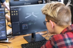 Student Wydziału Informatyki Politechniki Białostockiej podczas programowania fot.-Agnieszka-Sakowicz-Stasiulewicz-2