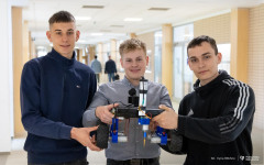 2025-04-16-El-Robo-Mech-fot-Iryna-Mikhno-PB-9