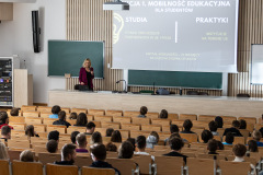 Erasmus-Days-prezentacje-WI-i-WE-fot.-Piotr-Awramiuk-PB-16