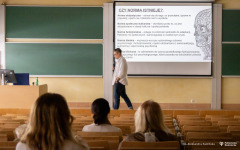 2026-02-27 "Wykład Etanol, czyli pomiędzy przyjemnością a cierpieniem" fot. Aleksandra Kamińska PB