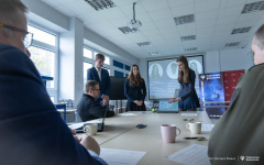 2026-04-15-El-Robo-Mech-fot-Dariusz-Piekut-PB-16