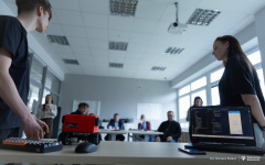 2026-04-15-El-Robo-Mech-fot-Dariusz-Piekut-PB-47