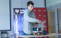 2026-04-15-El-Robo-Mech-fot-Dariusz-Piekut-PB-60