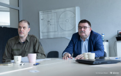 2026-04-15-El-Robo-Mech-fot-Dariusz-Piekut-PB-70