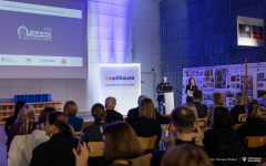 2025-12-12-Drewno-w-architekturze-fot-Dariusz-Piekut-PB