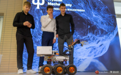 2024-04-17-El-Robo-Mech-fot-Dariusz-Piekut