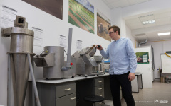 2026-01-16-Gabriel-Siegień-koordynator-ds.higieny-i-DDD-Kuchnia-Vikinga-fot-Dariusz-Piekut-PB