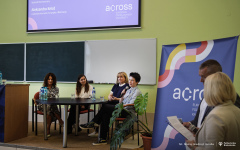 2025-05-29-Uniwersytet-Europejski-Across-debata-inkluzywność-i-równość-fot-Maciej-Giedrojc-Juraha