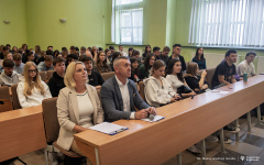 2025-05-29-Uniwersytet-Europejski-Across-debata-inkluzywność-i-równość-fot-Maciej-Giedrojc-Juraha