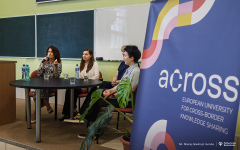 2025-05-29-Uniwersytet-Europejski-Across-debata-inkluzywność-i-równość-fot-Maciej-Giedrojc-Juraha