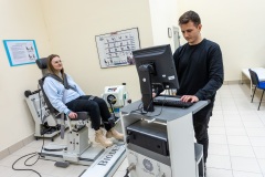 Gabriela Prokopczyk i Patryk Sienkiewicz studiują na kierunku inżynieria biomedyczna. fot. Piotr Awramiuk/PB (1)