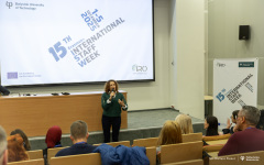 2025-12-01-International-Staff-Week-fot-Dariusz-Piekut-PB