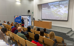 2025-12-01-International-Staff-Week-fot-Dariusz-Piekut-PB