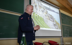 2025-04-02-Jarosław-Kazberuk-spotkanie-z-studentami-WM-fot-Dariusz-Piekut-PB