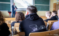 2025-04-02-Jarosław-Kazberuk-spotkanie-z-studentami-WM-fot-Dariusz-Piekut-PB