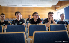 2025-04-02-Jarosław-Kazberuk-spotkanie-z-studentami-WM-fot-Dariusz-Piekut-PB