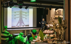 2026-04-24-kawiarnia-naukowa-bez-ruchu-fot-Maciej-Giedrojc-Juraha