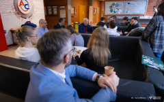 2025-12-10-Kawka-z-profesorem-fot-Iryna-Mikhno-PB