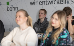 026-03-25-Kawka-z-profesorem-fot-Dariusz-Piekut-PB