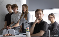 026-03-25-Kawka-z-profesorem-fot-Dariusz-Piekut-PB