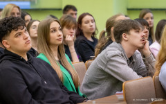 2025-03-31-WIZ-Agenda-AI-w-marketingu-fot-Iryna-Mikhno-PB-36