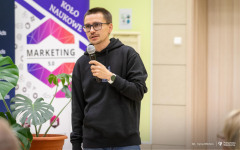 2025-03-31-WIZ-Agenda-AI-w-marketingu-fot-Iryna-Mikhno-PB-47