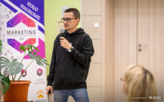 2025-03-31-WIZ-Agenda-AI-w-marketingu-fot-Iryna-Mikhno-PB-48