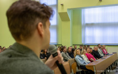 2025-03-31-WIZ-Agenda-AI-w-marketingu-fot-Iryna-Mikhno-PB-69