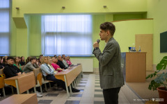 2025-03-31-WIZ-Agenda-AI-w-marketingu-fot-Iryna-Mikhno-PB-72