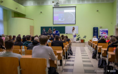 2025-03-31-WIZ-Agenda-AI-w-marketingu-fot-Iryna-Mikhno-PB-78