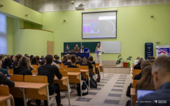 2025-03-31-WIZ-Agenda-AI-w-marketingu-fot-Iryna-Mikhno-PB-79