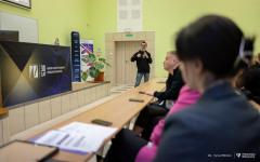 2025-03-31-WIZ-Agenda-AI-w-marketingu-fot-Iryna-Mikhno-PB-91