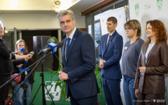 2025-12-02-Konferencja-prasowa-jubileusz-AZS-fot-Dariusz-Piekut-PB