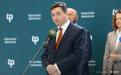 2024-10-30-konferencja-prasowa-Limaconfot-Dariusz-Piekut