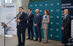 2024-10-30-konferencja-prasowa-Limaconfot-Dariusz-Piekut